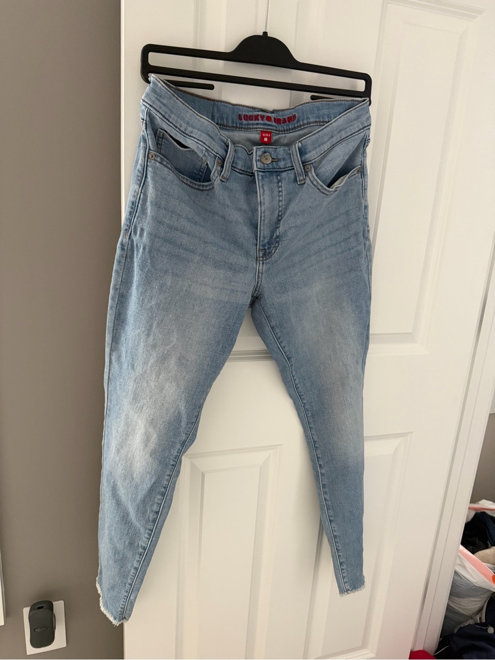 Lucky Brand Women's Faded Light Blue Skinny Jeans
